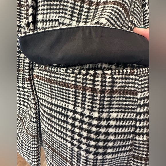 NWT Old Navy Women’s Plaid Blazer – Black, White & Brown | Petite Medium 🤎🖤🤍 - Picture 6 of 7